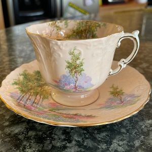 Aynsley Bone China Teacup and Saucer (493/3)